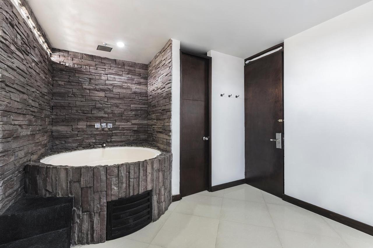 Hotel Kong Медельин Экстерьер фото